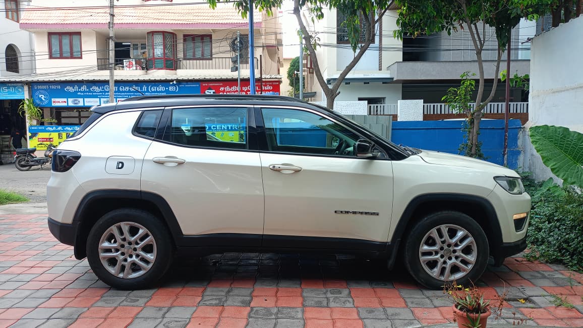 Jeep Compass - Image 8